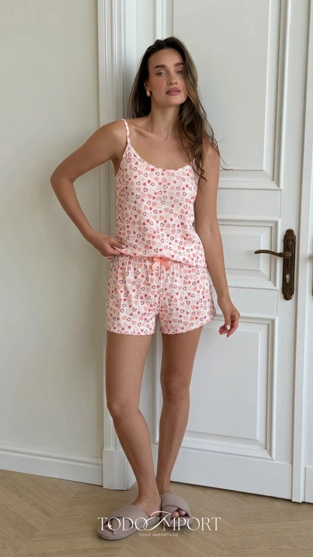 PIJAMA CORAZONES, foto 1 de 2
